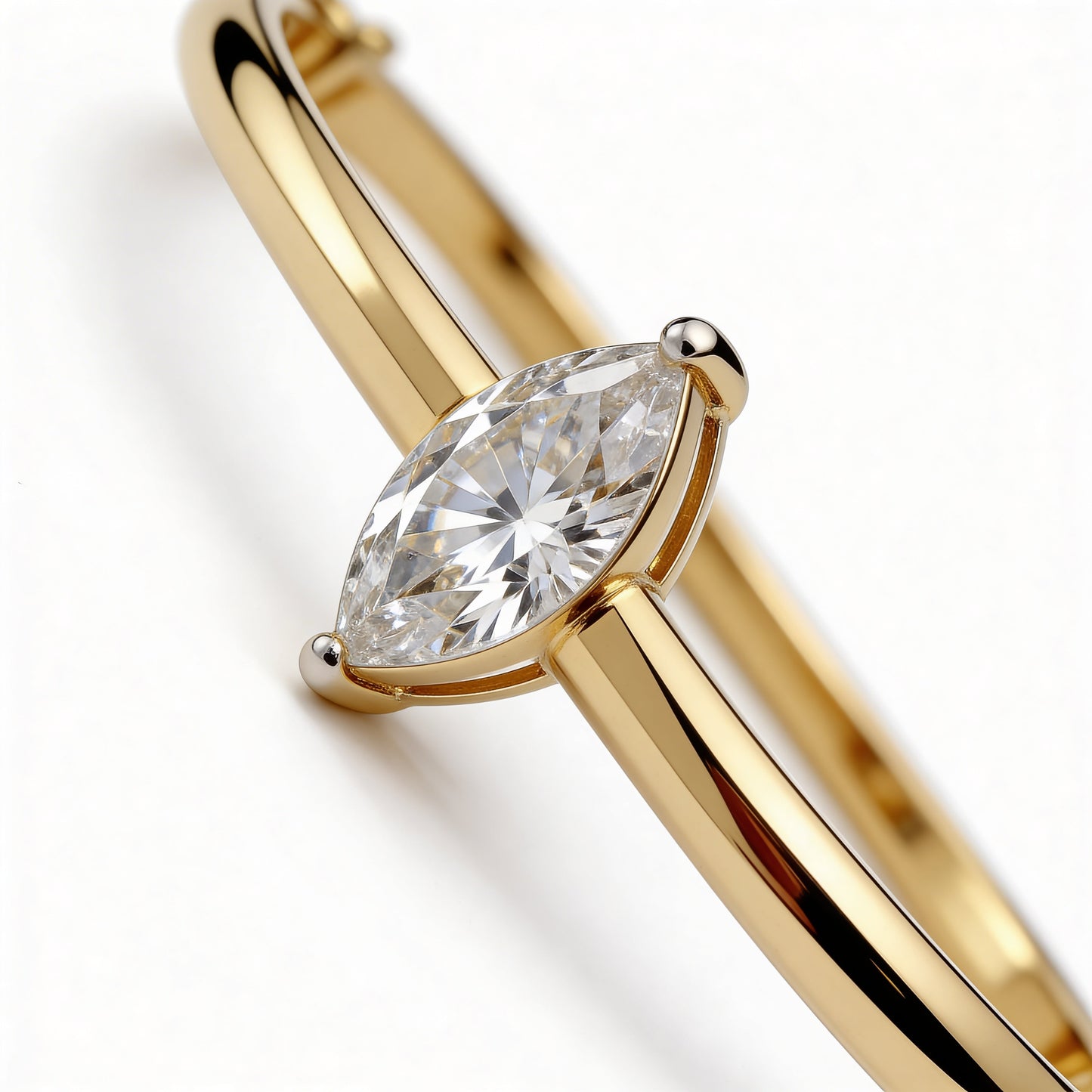 Solitaire Bangle