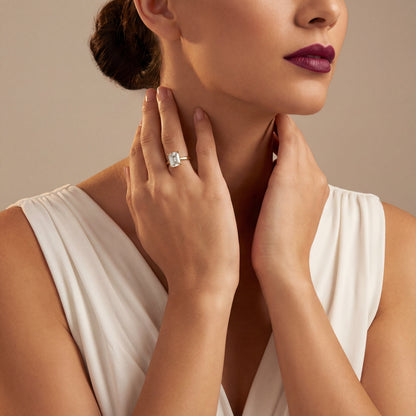Emerald Solitaire Ring