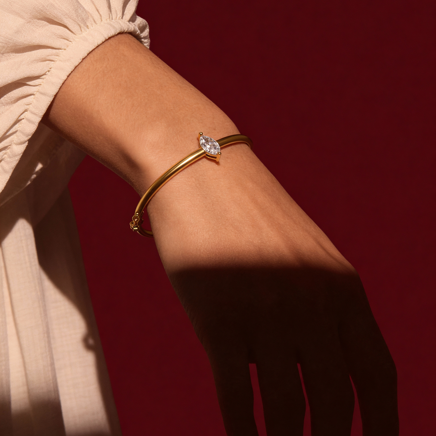 Solitaire Bangle