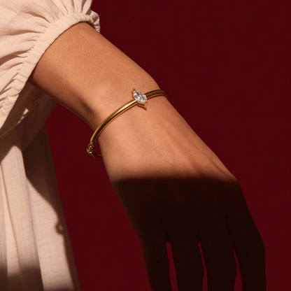 Solitaire Bangle