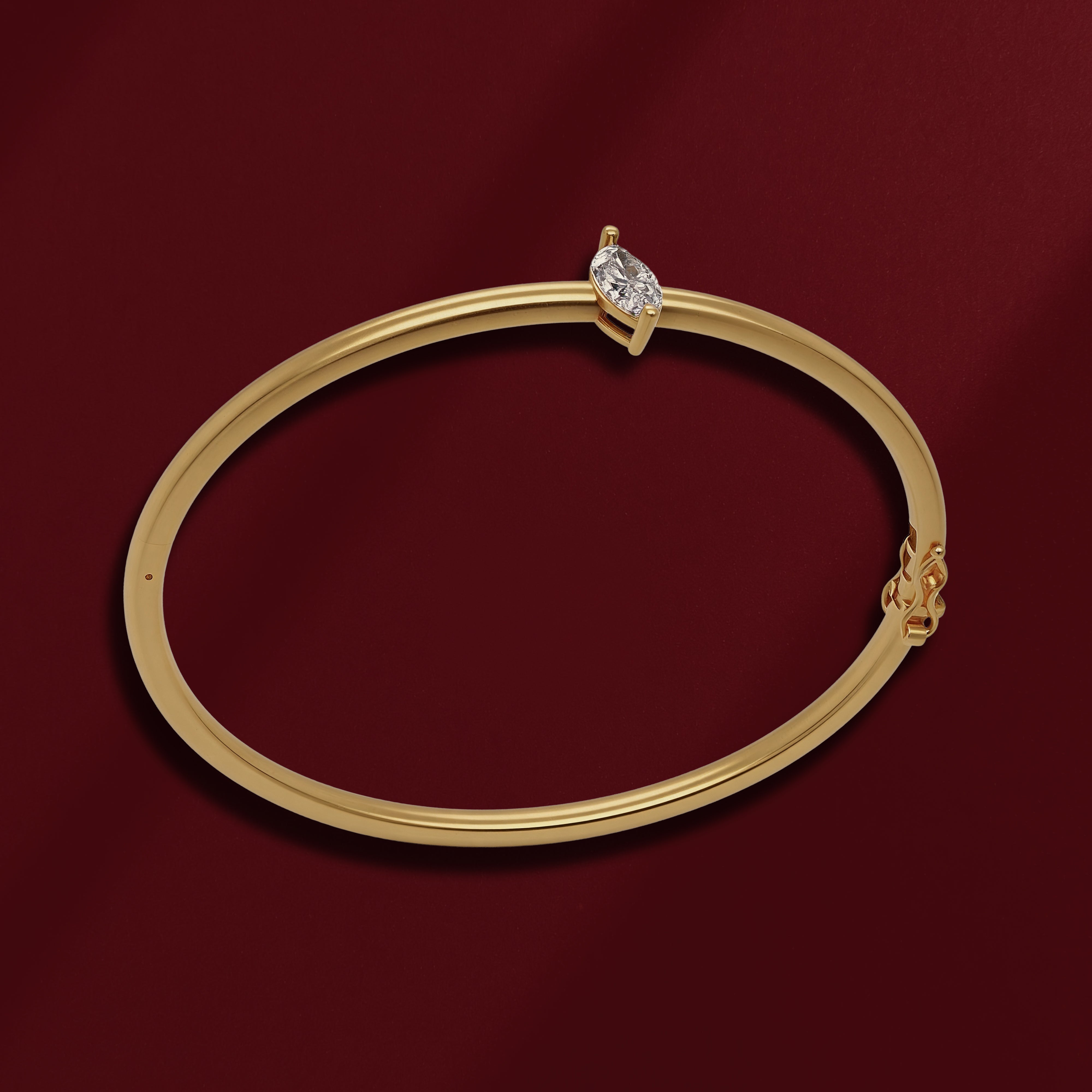 Solitaire Bangle